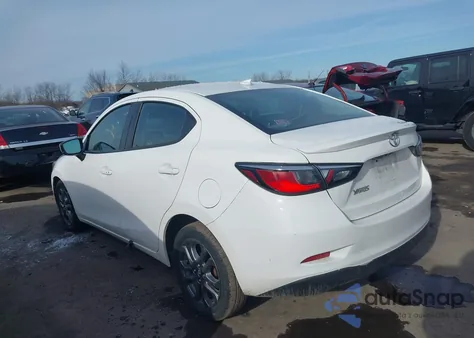 2019 Toyota Yaris Le z USA, uszkodzony, nr VIN 3MYDLBYV3KY507666